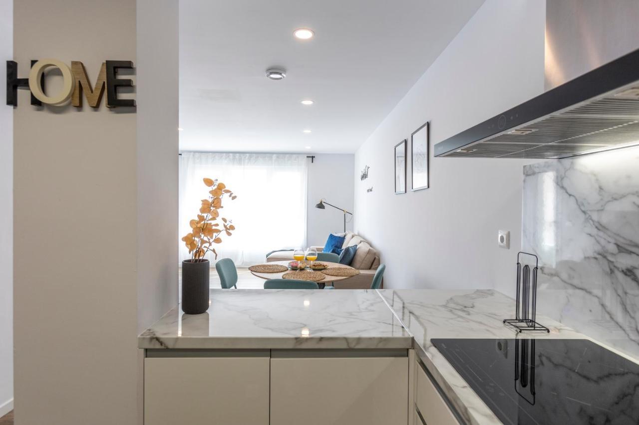 Fabuloso Apartamento Nuevo Con Parking Y Piscina Málaga Eksteriør bilde