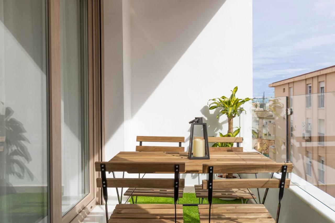 Fabuloso Apartamento Nuevo Con Parking Y Piscina Málaga Eksteriør bilde