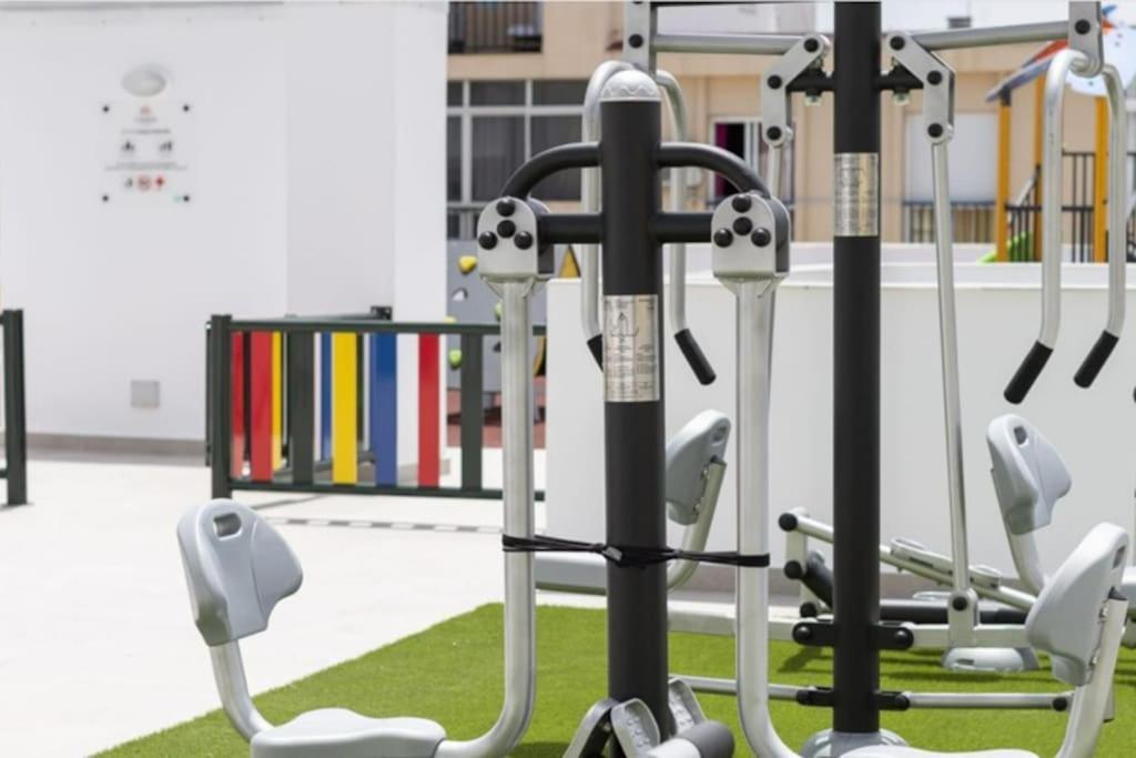 Fabuloso Apartamento Nuevo Con Parking Y Piscina Málaga Eksteriør bilde