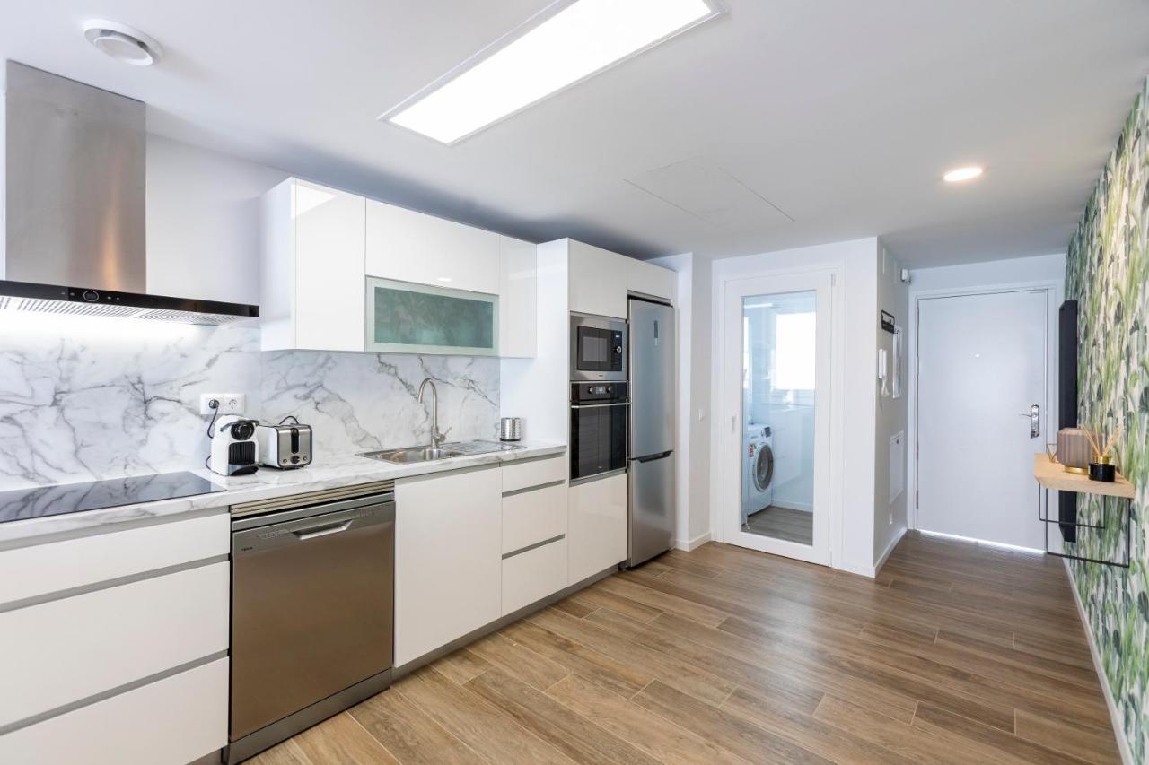 Fabuloso Apartamento Nuevo Con Parking Y Piscina Málaga Eksteriør bilde