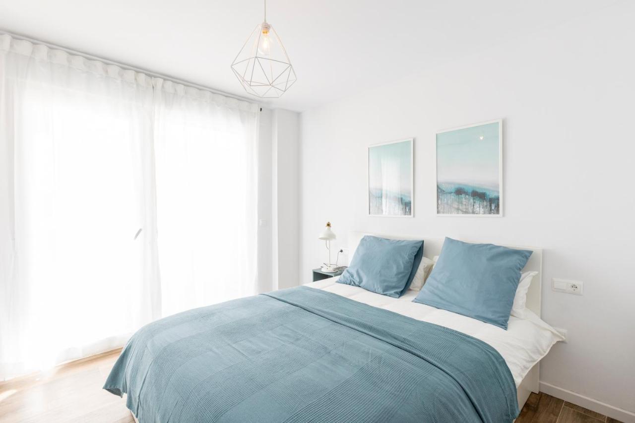 Fabuloso Apartamento Nuevo Con Parking Y Piscina Málaga Eksteriør bilde